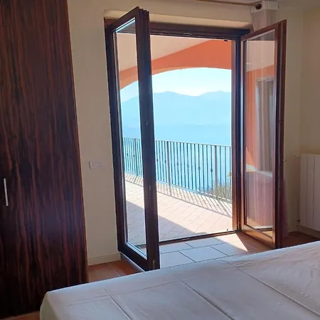Apartamento Apartment In Oggebbio With Lake Maggiore Views, Cleaning Included